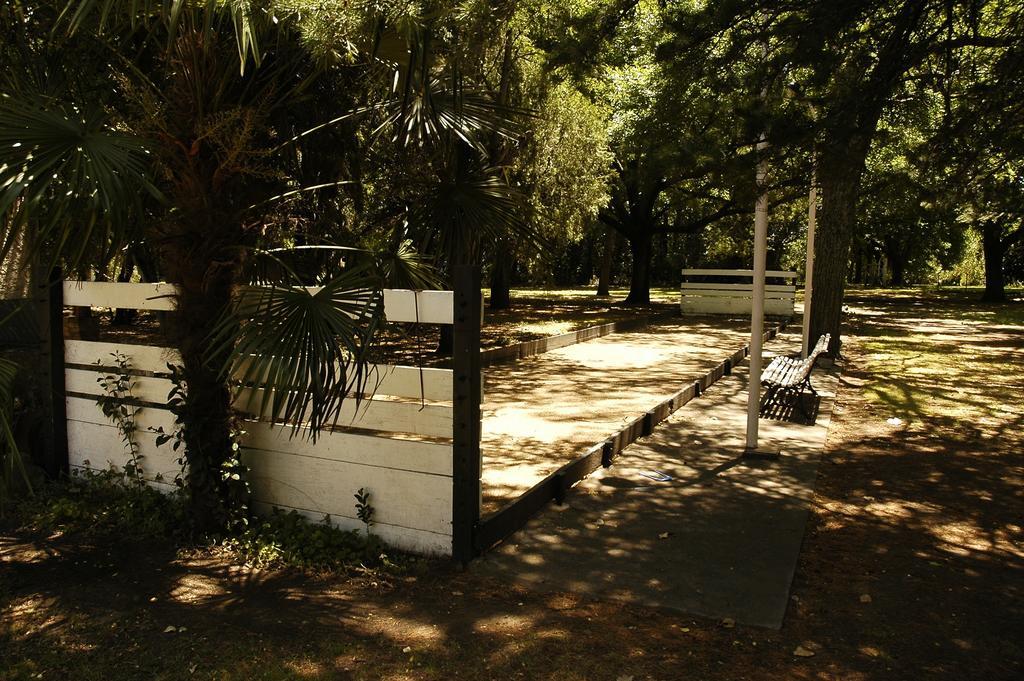 Estancia Loma Pampa Hotel Azul Exterior foto